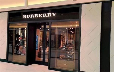 www burberry outlet store com